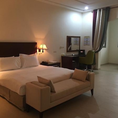 Hotel Sancta Maria Ломе Екстер'єр фото