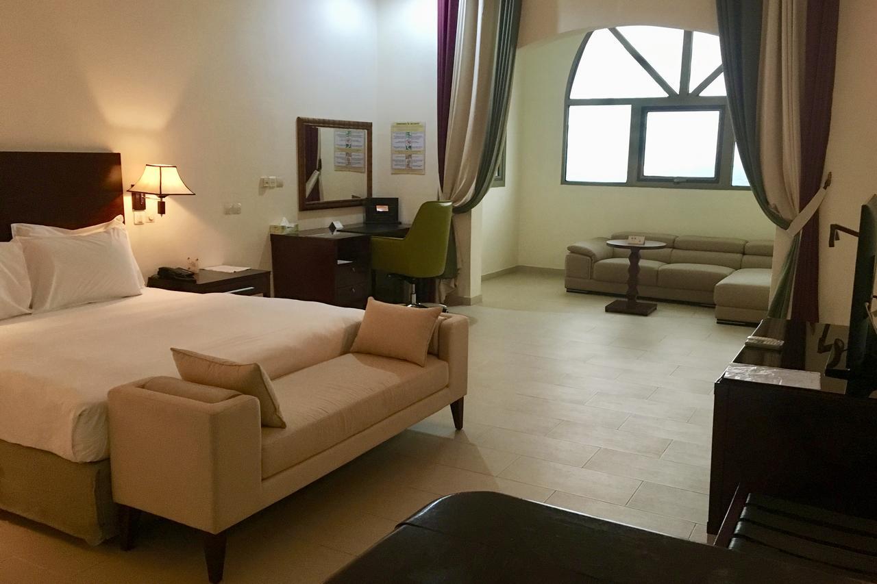 Hotel Sancta Maria Ломе Екстер'єр фото