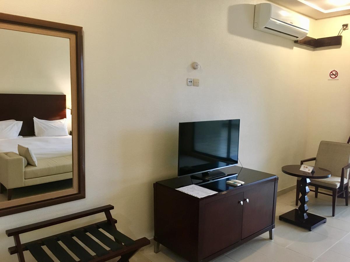 Hotel Sancta Maria Ломе Екстер'єр фото